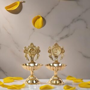 Pure Brass Shanku Chakra Diya (3 Inch)