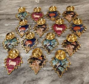 Pichwai leaf Diya (pack of 10 pcs)